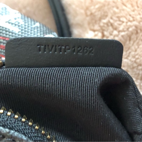 Authentic Burberry logo sketchbook doodle print graffiti large wristlet … - Picture 7 of 9